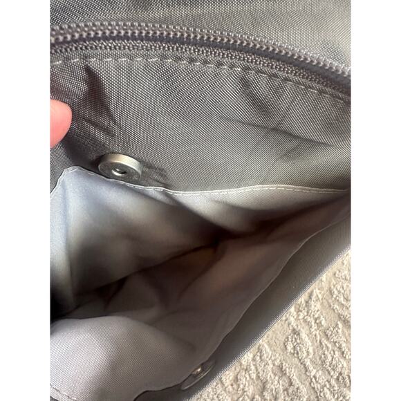 Baggallini NWOT Flap 2 It Large Lightweight Nylon Gray Crossbody Bag - Picture 10 of 15
